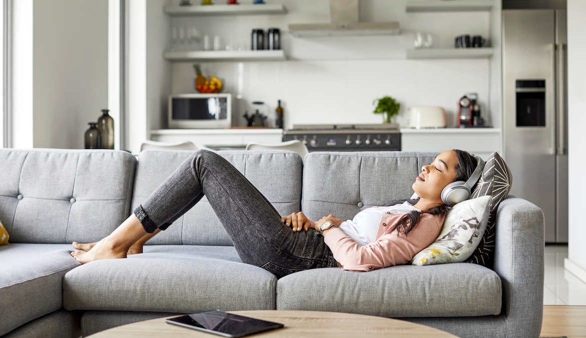 Featured image for Can Diarrhea Ever Be a Sign You're Ovulating? An OB/GYN Weighs In