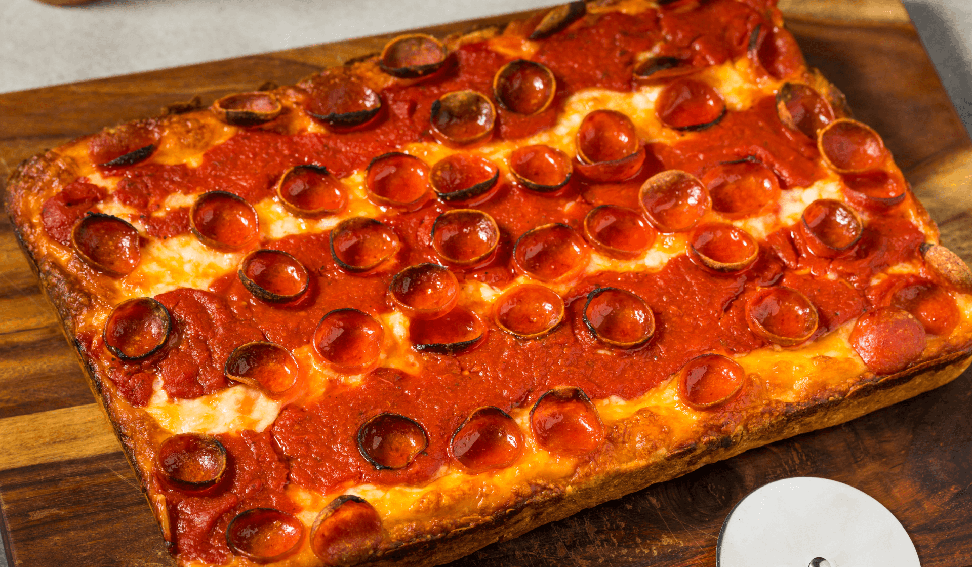Detroit-style pizza