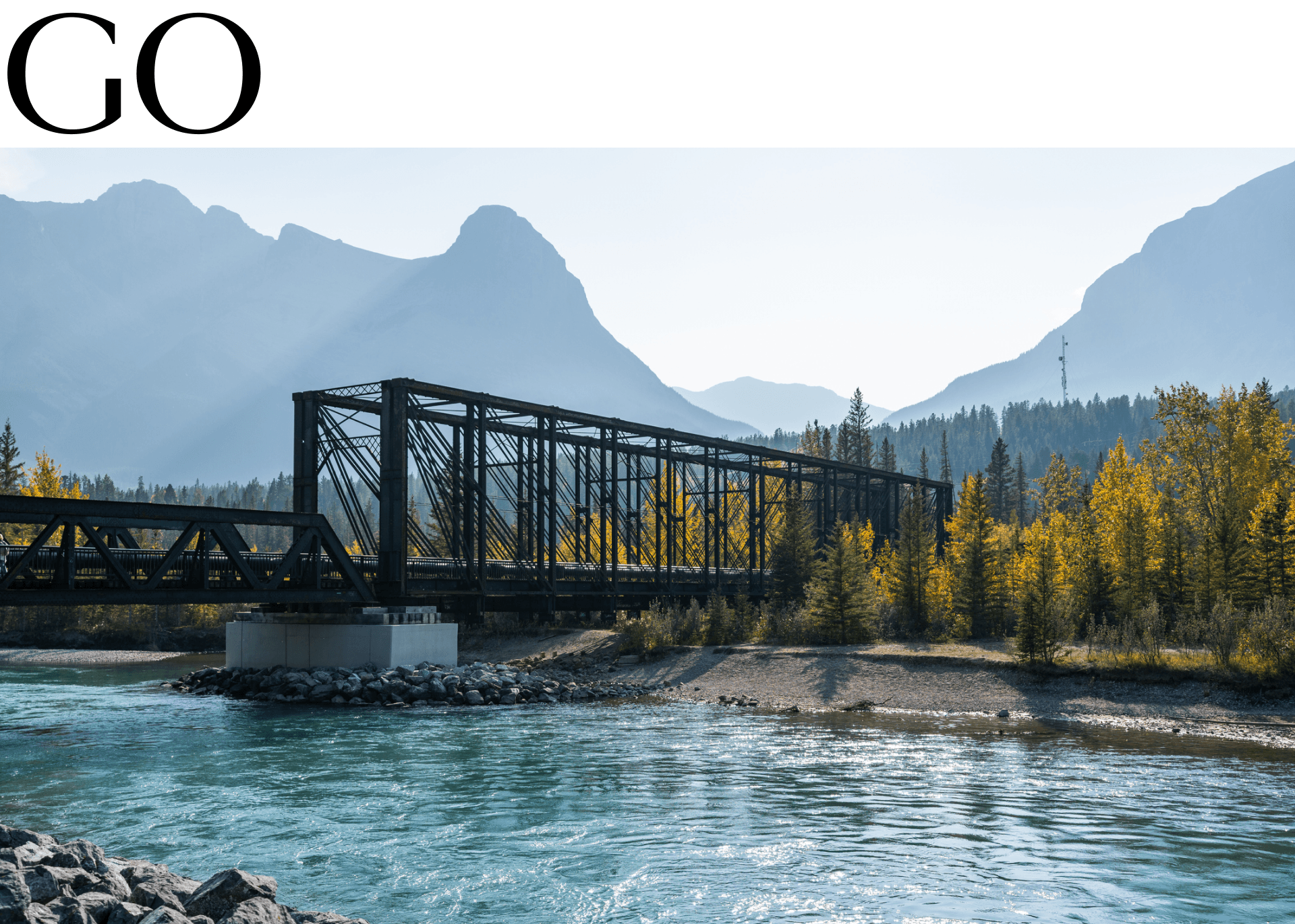 Go mountain scenery with Canmore Engine Bridge