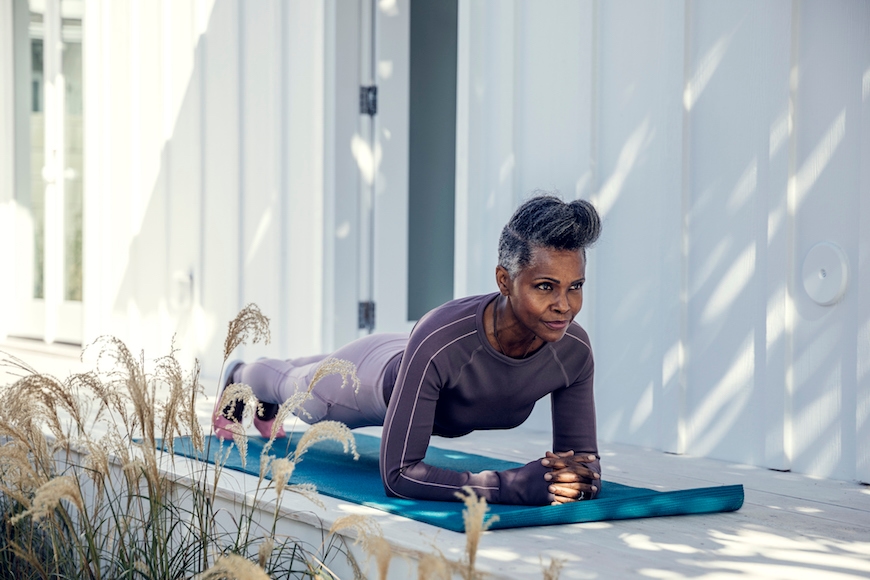 Featured image for Planks are Good for Your Heart, Too—Here's How to Increase Their Cardio Cred