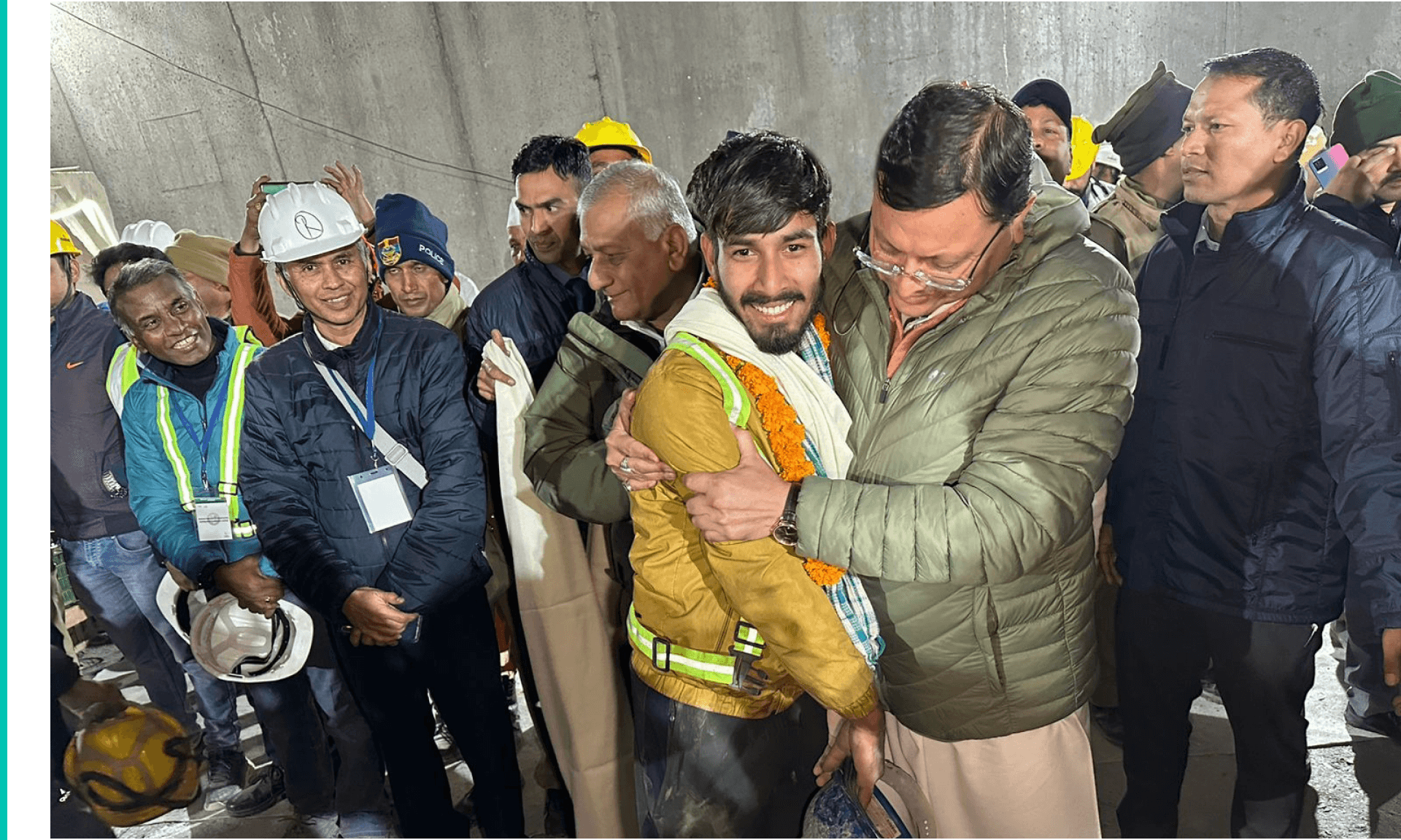 Men freed after 17 days trapped in an Indian tunnel