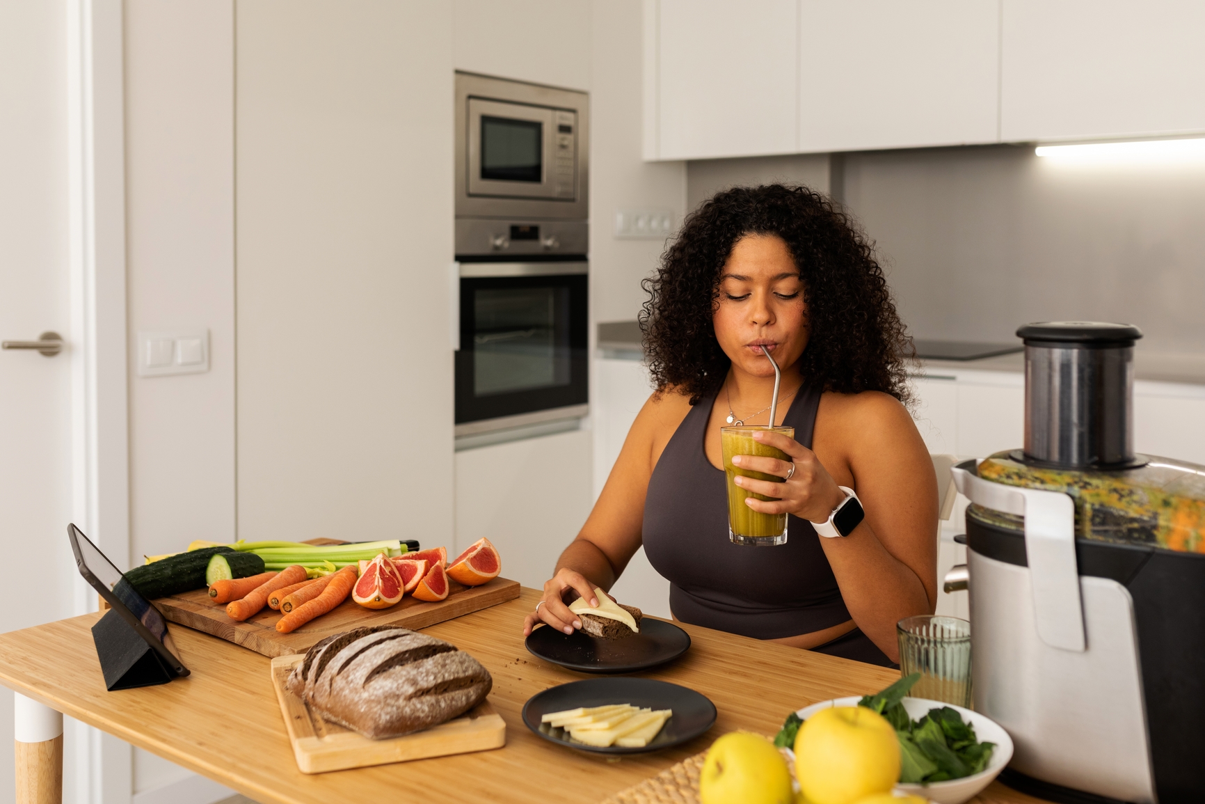 Featured image for PSA: Walmart’s Stock of Protein-Rich Snacks Is Major—Here Are an RD’s Favorites