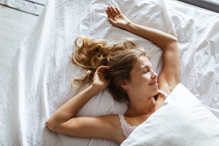 Featured image for 17 Ways To Enjoy Receiving Oral Sex More, Straight From the Mouths of Sexperts