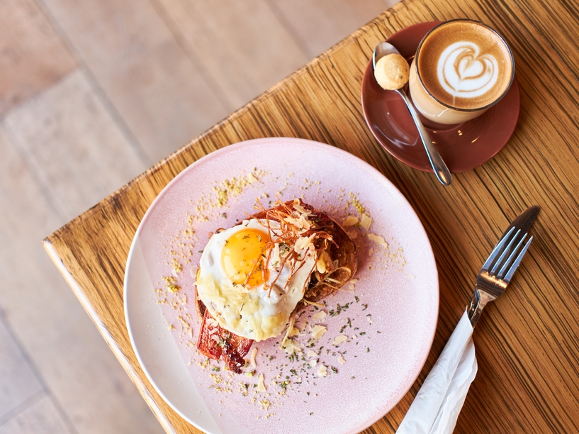 Featured image for What Celeb Trainer Megan Roup Eats Before and After Working Out for Maximum Strength and Energy