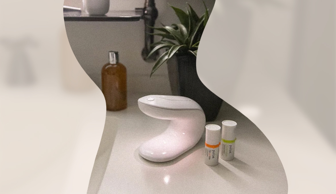 Featured image for I Tried a Lube Warmer, and It Turned Up the Temperature on My Pleasure More Than I Expected