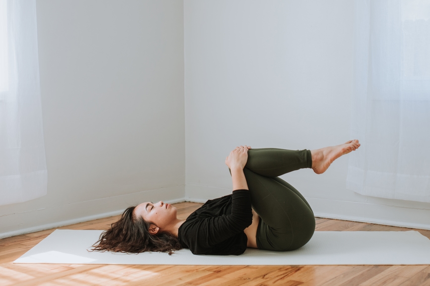 Featured image for Tight Outer Thighs? Here's the Unexpected Spot To Stretch for Instant Relief