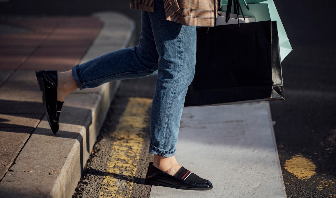 Featured image for ‘I’m a Podiatrist, and These 6 Loafers Actually Provide Great Arch Support’