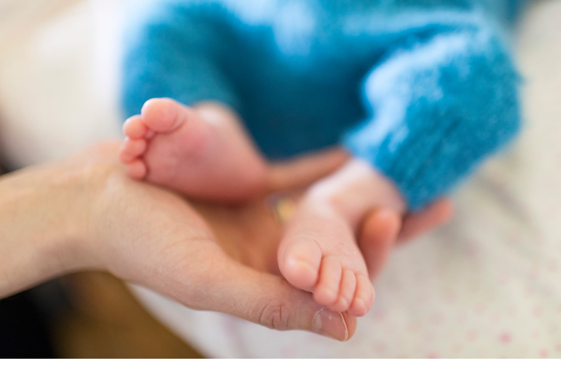 newborn baby feet