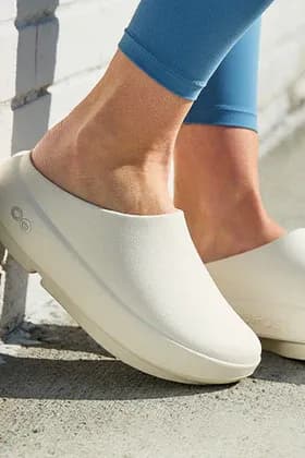 clogs
