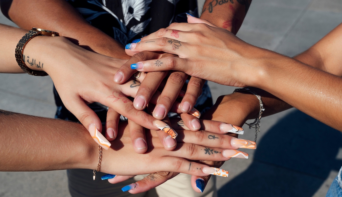 Featured image for Here's Why Press-Ons Might Leave Dents In Your Nails, According to Nail Pros