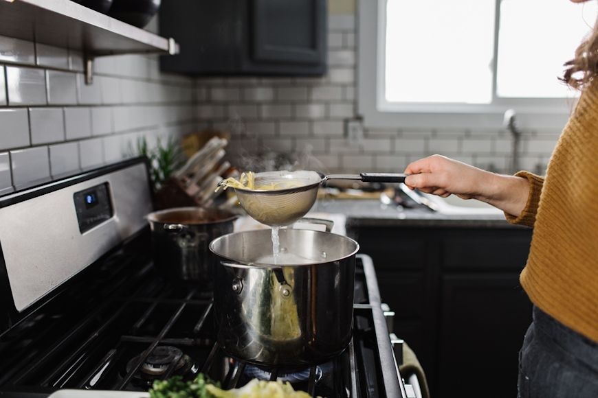 Featured image for 7 high-fiber pantry foods a registered dietitian recommends stocking up on