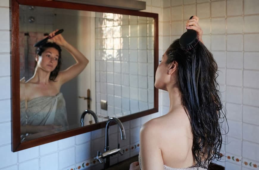 Featured image for This Is How To Prevent Sweating Right After a Shower