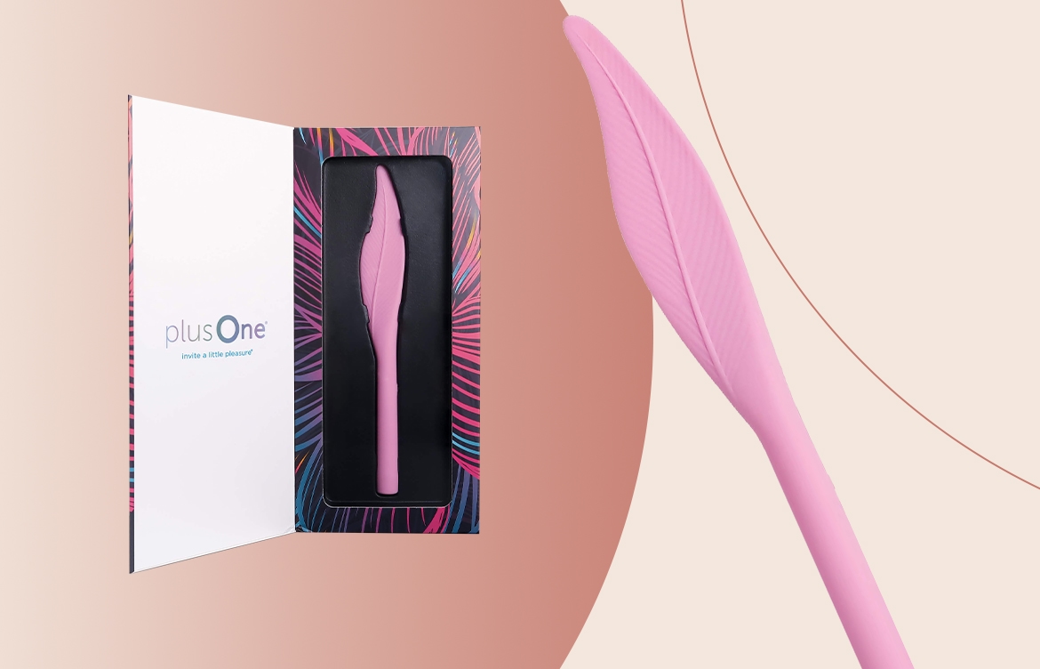 Featured image for This Vibrating Feather Sex Toy Will Tickle Every Part of You With Pleasure