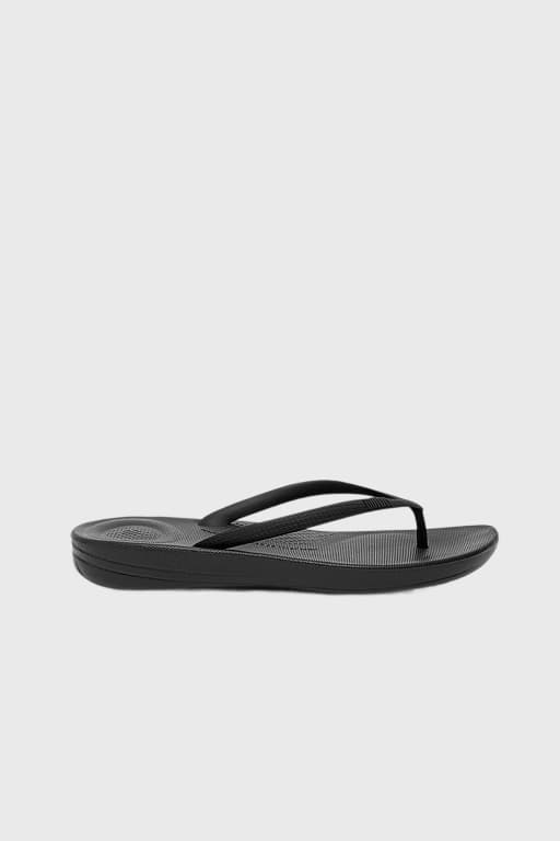 Best for Recovery: iQUSHION Ergonomic Flip-Flops