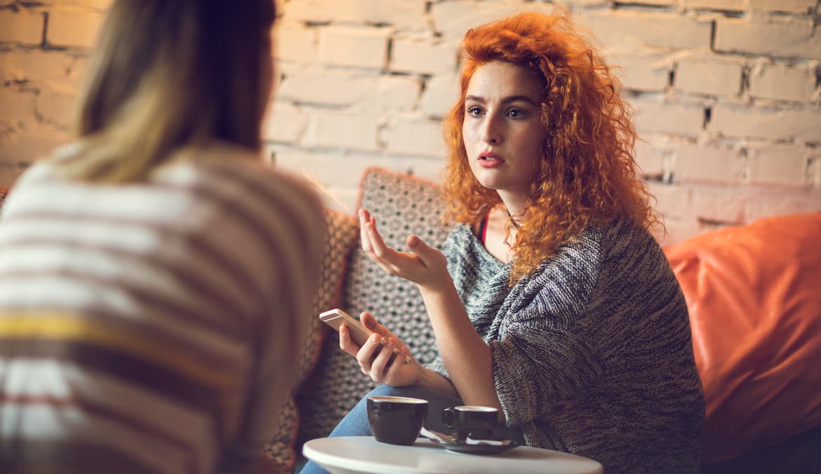 Featured image for How to Overcome Your Friendship Insecurity, According to Relationship Experts