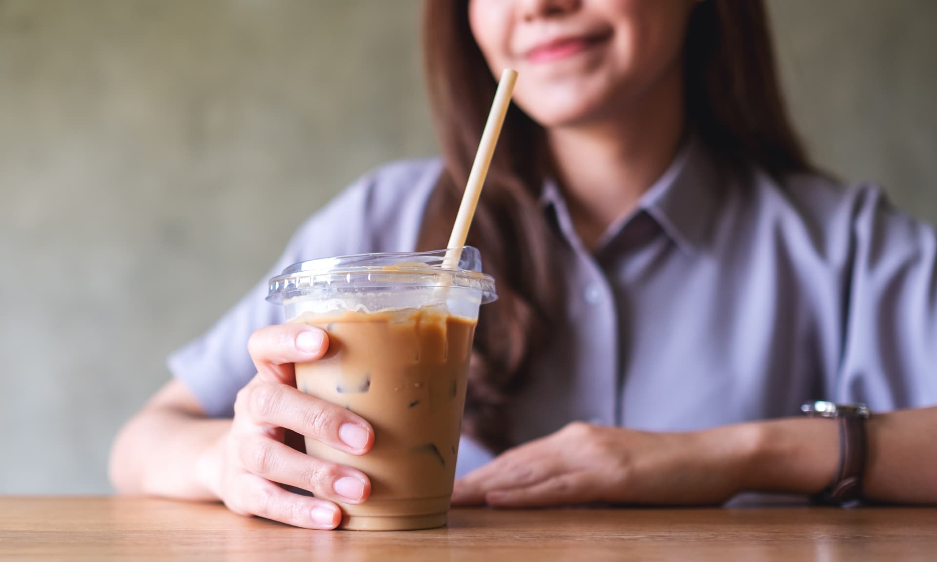 woman drinking coffee