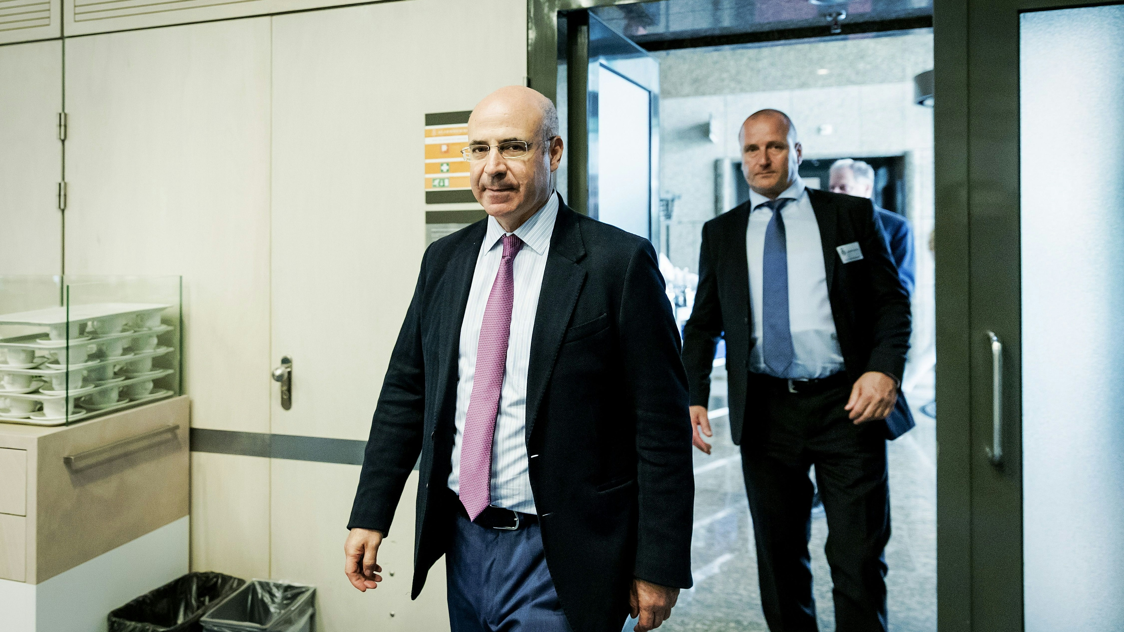 CEO of Hermitage Capital Management Bill Browder, a former Moscow financier turned anti-Kremlin activist, walks in the House of Representatives in The Hague on May 23, 2018, where is to speak on the Magnitsky Act.