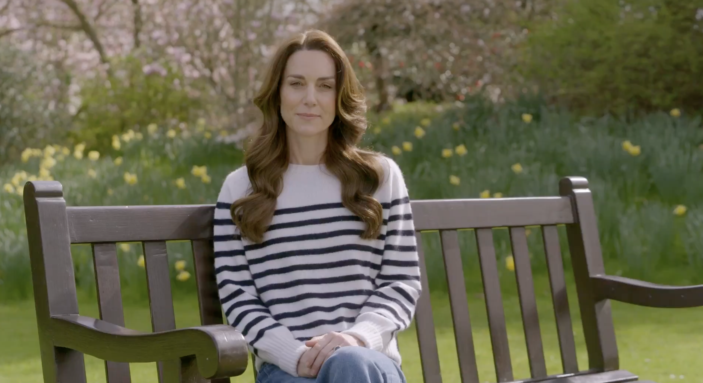 Kate Middleton on bench