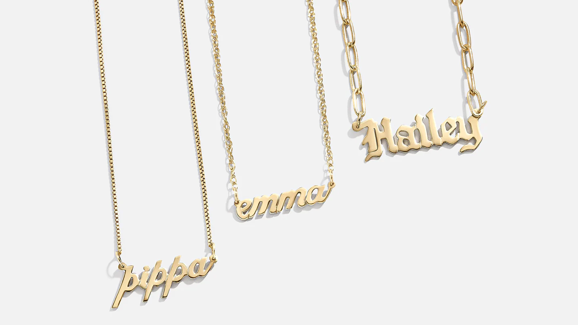 nameplate-necklace