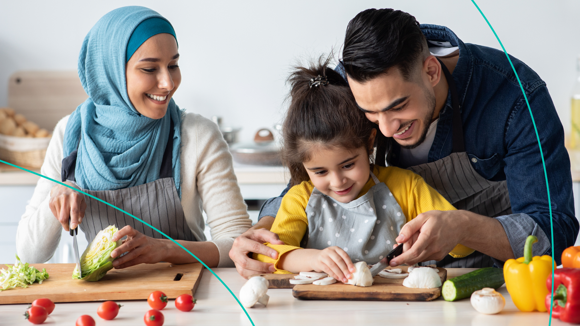 How parents can help kids develop positive relationships with food, according to registered dietitian and founder of 'Kids Eat In Color,' Jennifer Anderson.